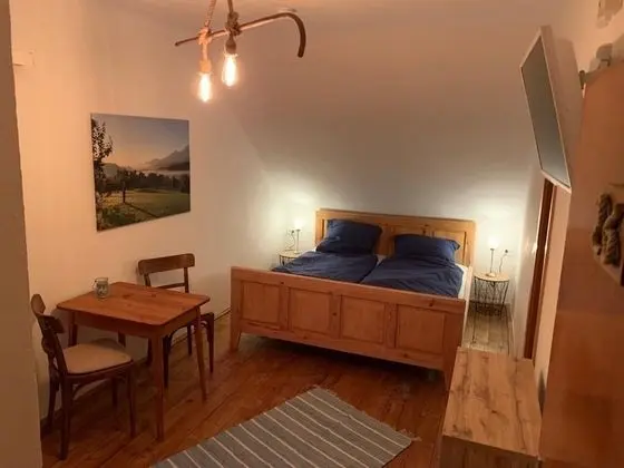 Classic Tek Büyük Yataklı Oda