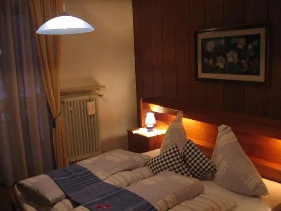 Tek Büyük Yataklı Oda, Balkon, Dağ Manzaralı