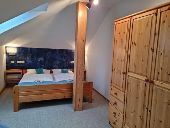 Tek Büyük Yataklı Oda