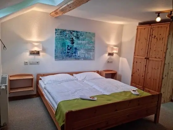 Tek Büyük Yataklı Oda