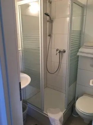 Classic Tek Büyük Yataklı Oda, Banyolu/Duşlu