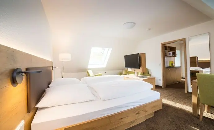 Tek Büyük Yataklı Oda, Balkon