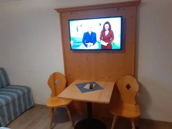 Standard Tek Büyük Yataklı Oda, Dağ Manzaralı (DZA)