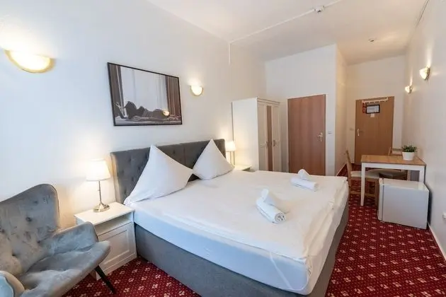 Tek Büyük Yataklı Oda, 1 Büyük (Queen) Boy Yatak