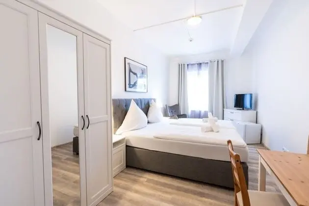 Tek Büyük Yataklı Oda, 1 Büyük (Queen) Boy Yatak