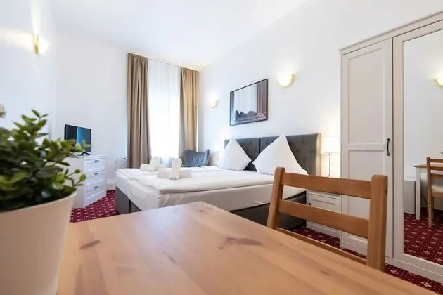 Tek Büyük Yataklı Oda, 1 Büyük (Queen) Boy Yatak