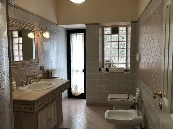 Classic Tek Büyük Yataklı Oda, Özel Banyo, Bahçe Manzaralı (Esterno)