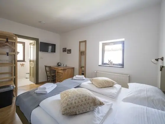 Tek Büyük Yataklı Oda