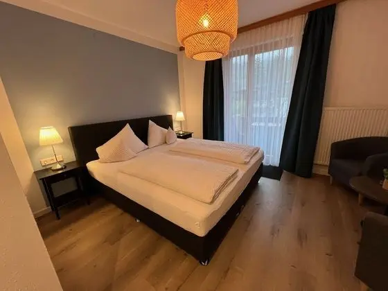 Tek Büyük Yataklı Oda, 1 Yatak Odası, Balkon, Dağ Manzaralı