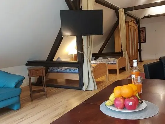 Ev