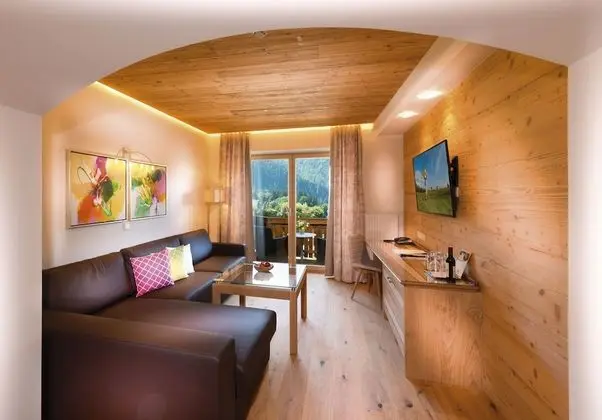 Junior Süit, Balkon, Dağ Manzaralı