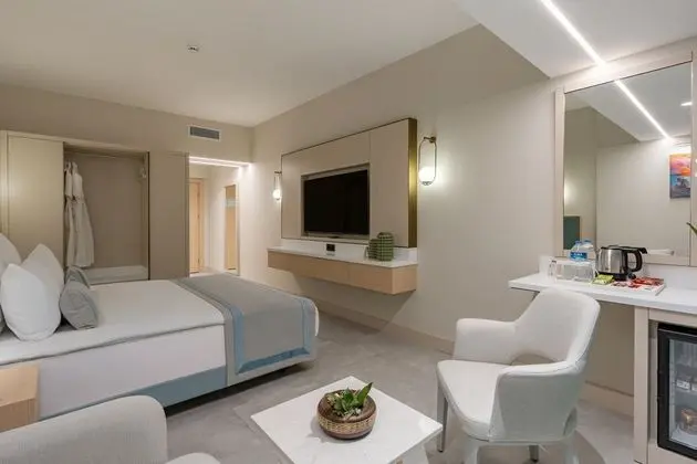 Atrium Room