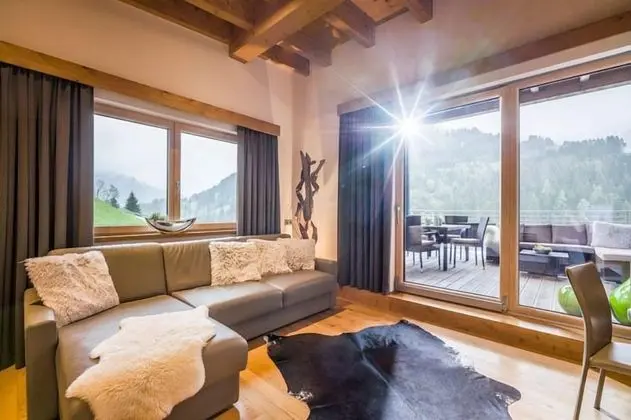 Apart Daire, Dağ Manzaralı, Ek Bina