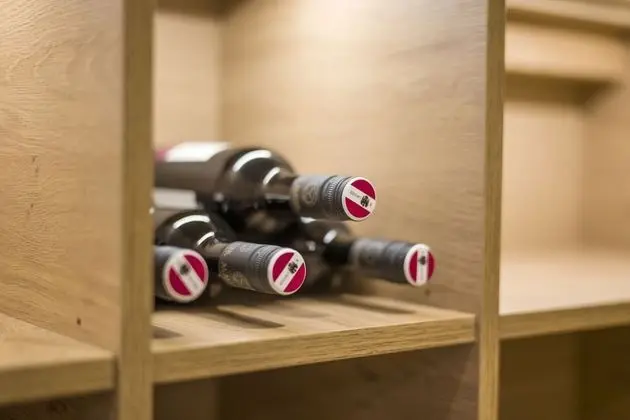 Standard Apart Daire, Ek Bina