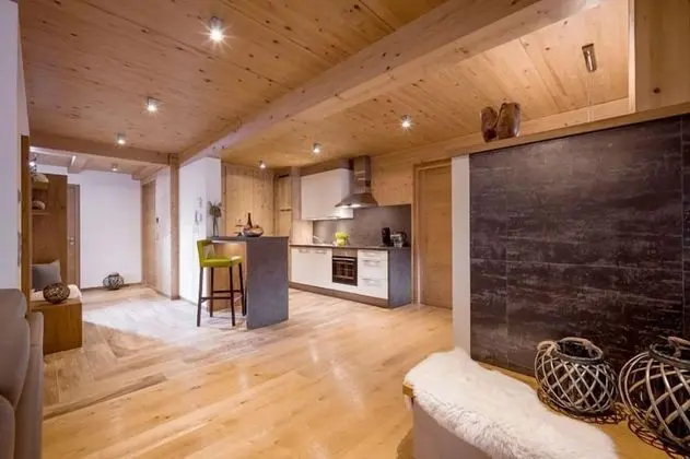 Standard Apart Daire, Ek Bina