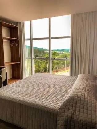 Premium Tek Büyük veya İki Ayrı Yataklı Oda