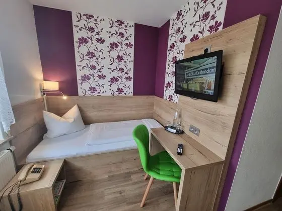 Basic İki Ayrı Yataklı Oda