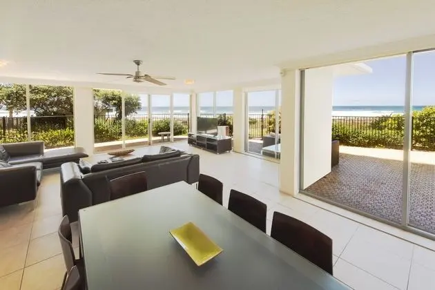 Superior Apart Daire, 2 Yatak Odası, Sigara İçilmez, Mutfak (OCEAN FRONT GROUND - 7N)