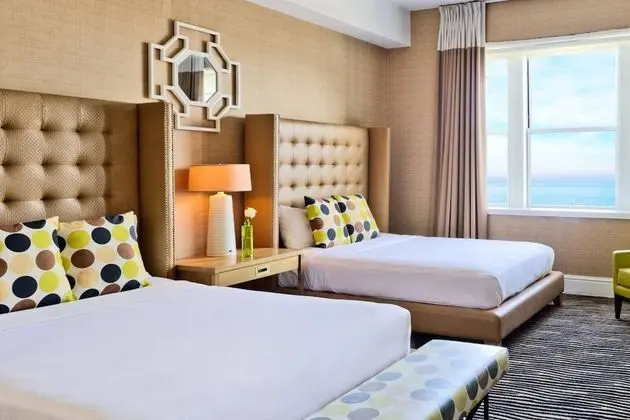 Deluxe Tek Büyük Yataklı Oda, Okyanus Manzaralı (Two Queen Beds)