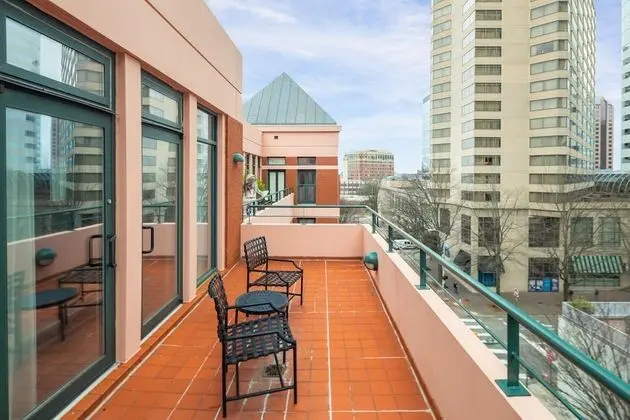Premium Oda, 1 En Büyük (King) Boy Yatak, Balkon, Şehir Manzaralı