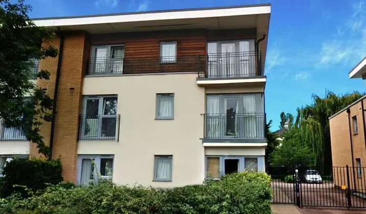 Apart Daire, 2 Yatak Odası, 2 Banyolu (Pavilions SL4 5GE)