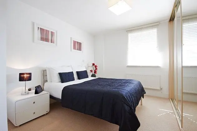 Apart Daire, 2 Yatak Odası, 2 Banyolu (Pavilions SL4 5GE)