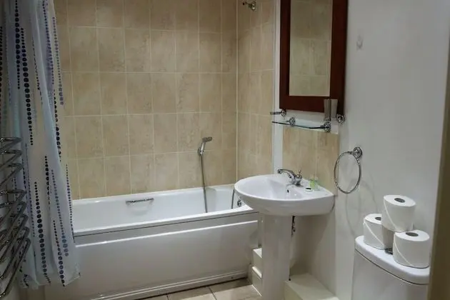 Apart Daire, 2 Yatak Odası, 2 Banyolu (Pavilions SL4 5GE)