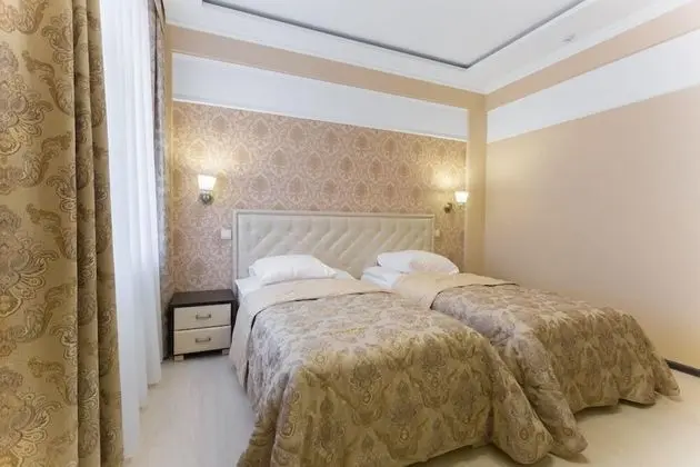 Comfort Tek Büyük veya İki Ayrı Yataklı Oda