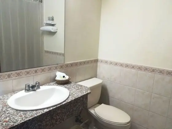Oda, 2 Tek Kişilik Yatak, Sigara İçilmez