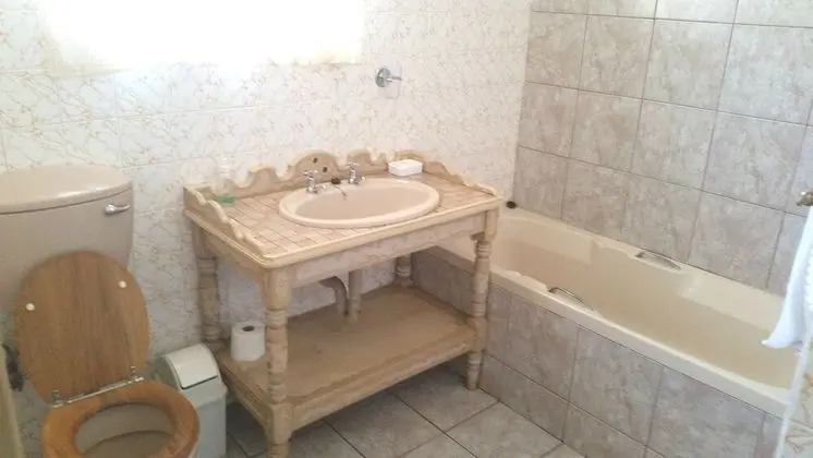 Traditional Tek Büyük Yataklı Oda, 1 Çift Kişilik Yatak, Dağ Manzaralı
