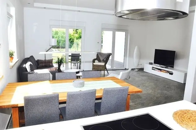 Deluxe Villa, 3 Yatak Odası, Sigara İçilmez, Bahçe Manzaralı (A)