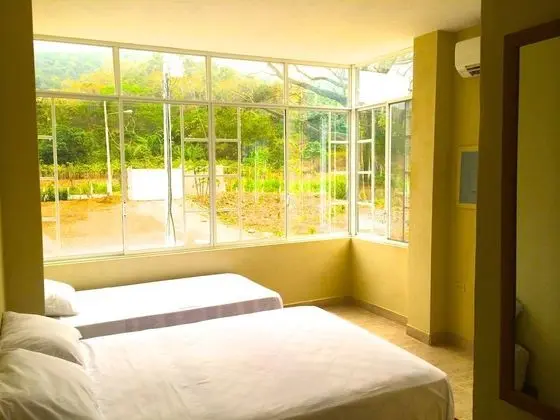 Superior Üç Kişilik Oda, 1 Yatak Odası, Havuz Manzaralı