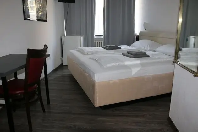 Comfort Tek Büyük veya İki Ayrı Yataklı Oda