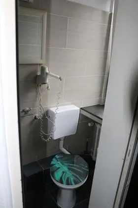 Comfort Tek Büyük veya İki Ayrı Yataklı Oda
