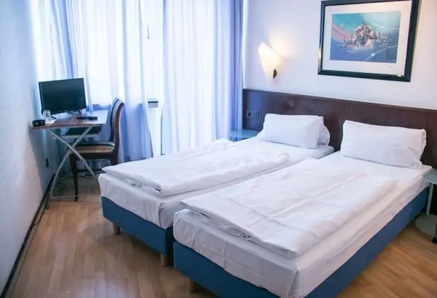 Standard Tek Büyük veya İki Ayrı Yataklı Oda