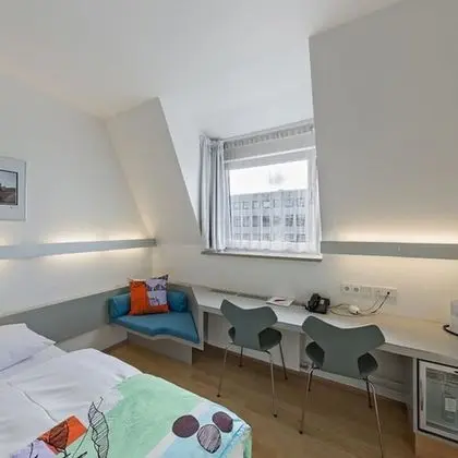 Comfort Tek Büyük Yataklı Oda