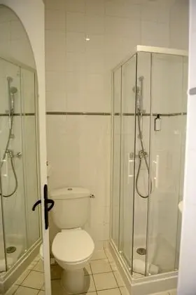 Tek Kişilik Oda, Sigara İçilmez