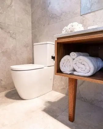 Deluxe Oda, 1 En Büyük (King) Boy Yatak, Özel Banyo