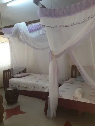 Basic Tek Büyük veya İki Ayrı Yataklı Oda