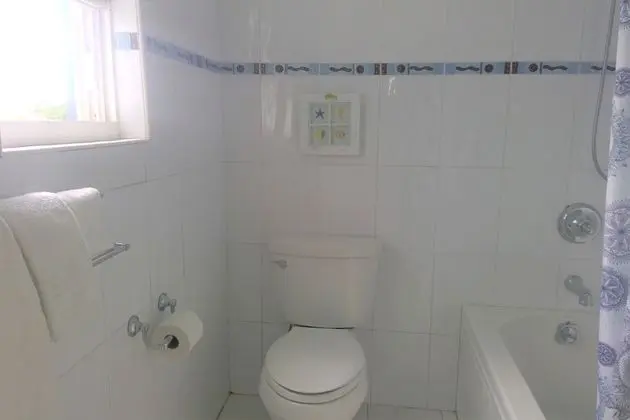 Economy Tek Kişilik Oda, 1 En Büyük (King) Boy Yatak (4)