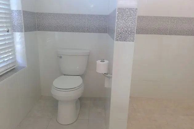 Economy Tek Kişilik Oda, 1 En Büyük (King) Boy Yatak (5)