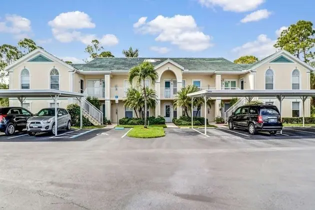 Daire (Bermuda Pointe 104)