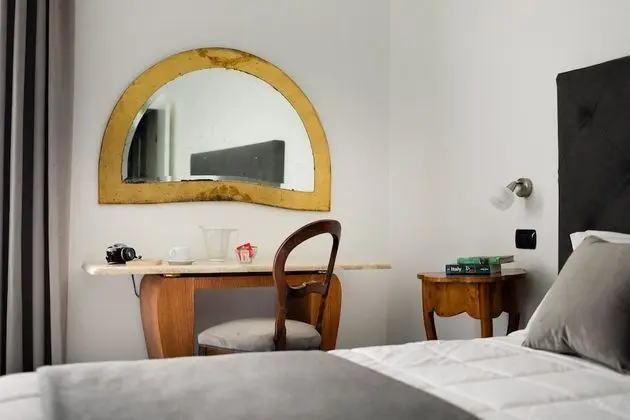 Classic Tek Büyük veya İki Ayrı Yataklı Oda