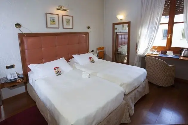 Tek Büyük veya İki Ayrı Yataklı Oda (Quality)