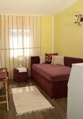 Ev (Berna - pool house - H(6+1))