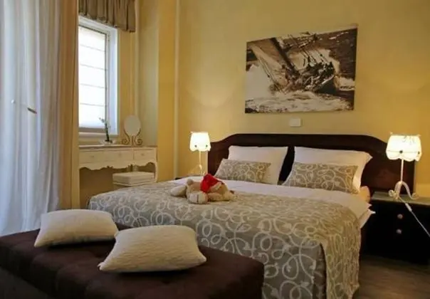 Ev (Berna - pool house - H(6+1))