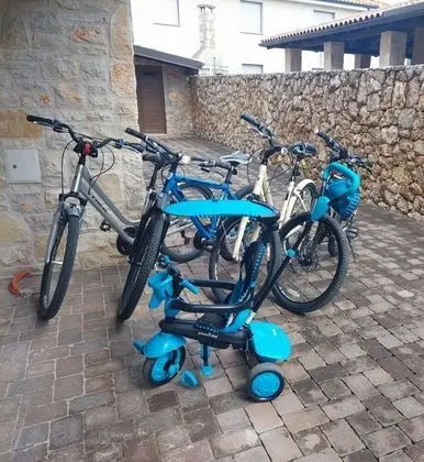 Ev (Berna - pool house - H(6+1))