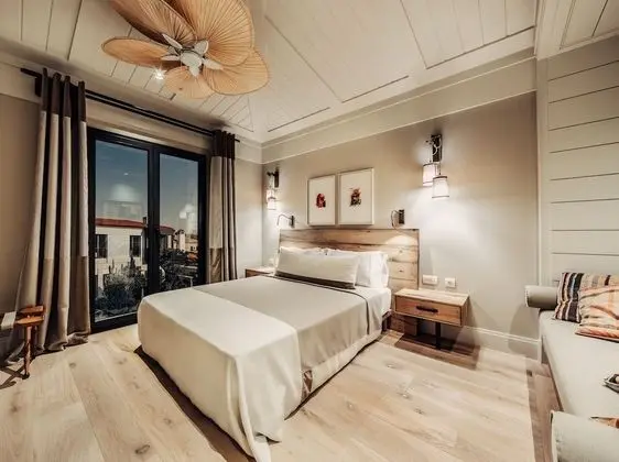 Junior Double Room, Non Smoking, Pool View