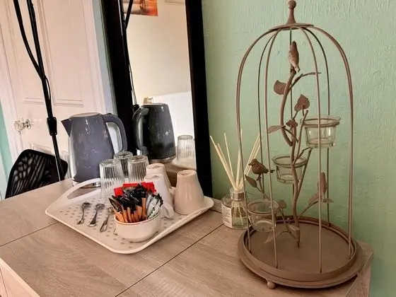 Üç Kişilik Oda, Ortak Banyo (Room 5)