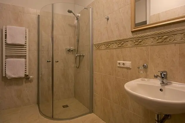 Tek Büyük Yataklı Oda, Özel Banyo